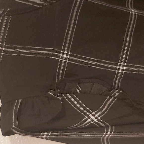 Laundry top - Picture 3 of 8